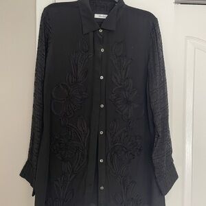 Robert Graham Black Floral Embroidered Shirt